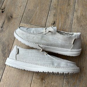 Women size 9 hey dudes- light beige with a tiny bit of sparkle. Brand new